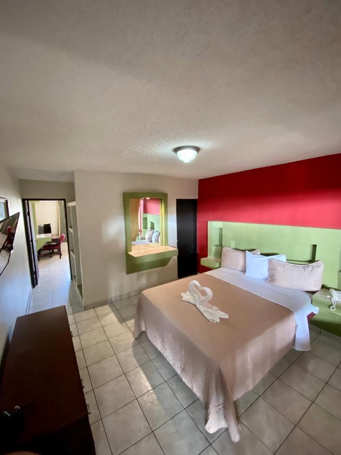 Hotel Los Altos Tijuana Exteriör bild