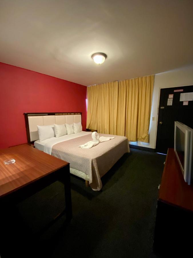 Hotel Los Altos Tijuana Exteriör bild