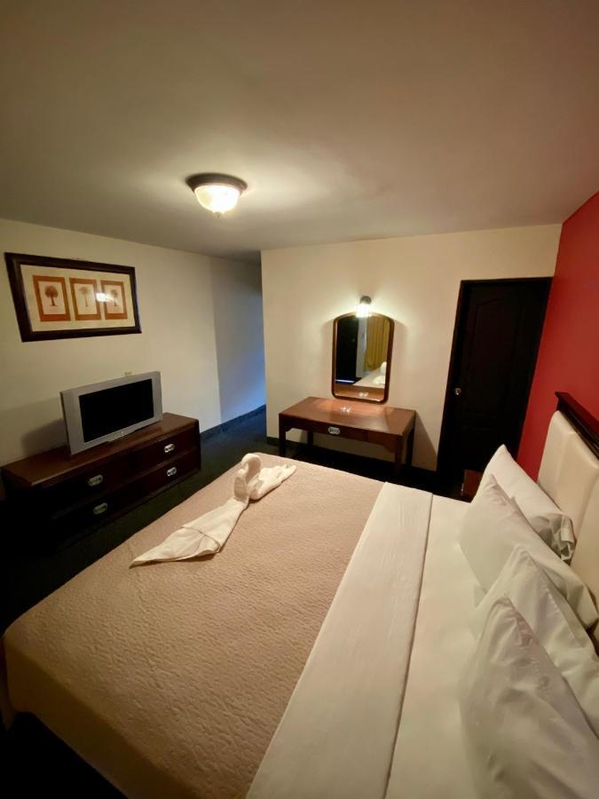 Hotel Los Altos Tijuana Exteriör bild