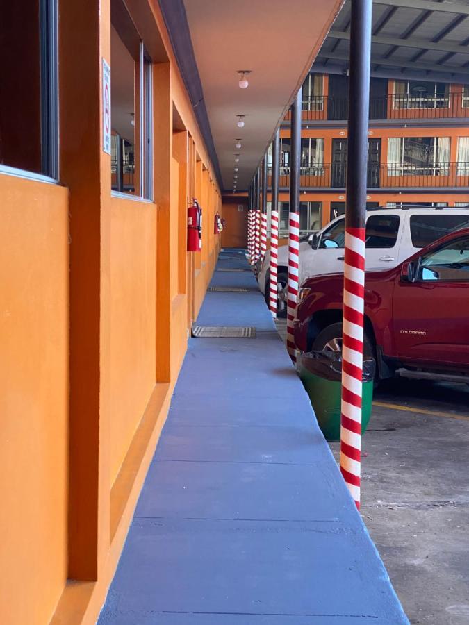 Hotel Los Altos Tijuana Exteriör bild