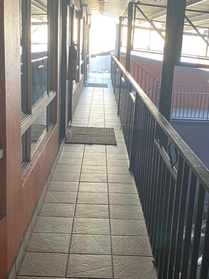 Hotel Los Altos Tijuana Exteriör bild